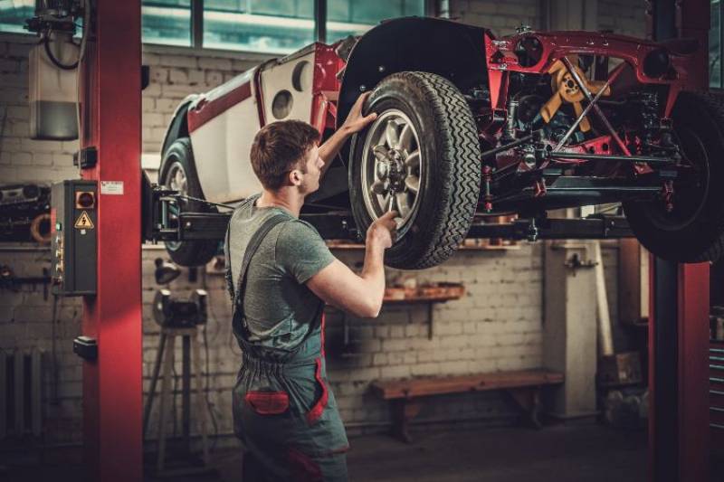 ATELIER MÉCANIQUE AUTOMOBILE : GARAGISTE DE CONFIANCE À MARSEILLE
